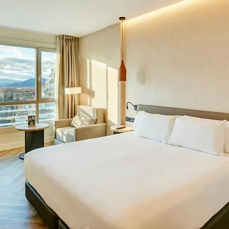 מלון Sercotel Hmo Martina 4*