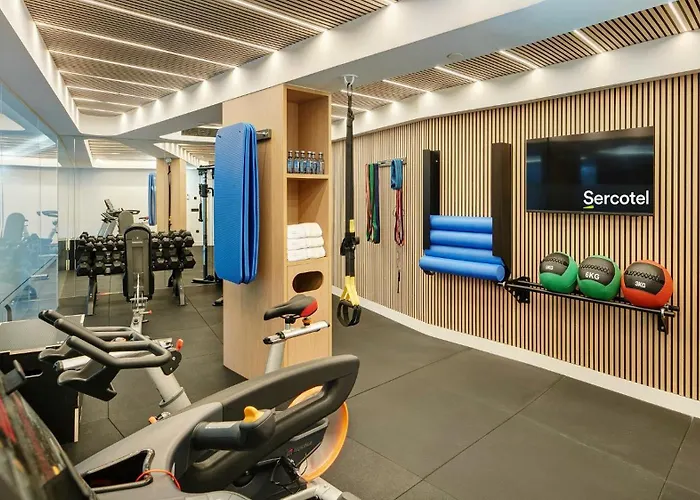 מלון Sercotel Hmo Martina 4*