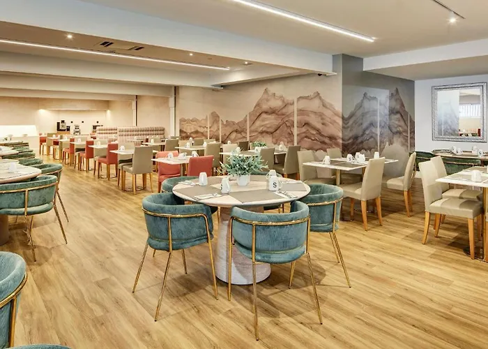 מלון Sercotel Hmo Martina גרנדה