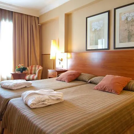 Leonardo 4* Granada