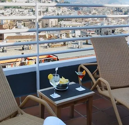 Leonardo 4* Granada
