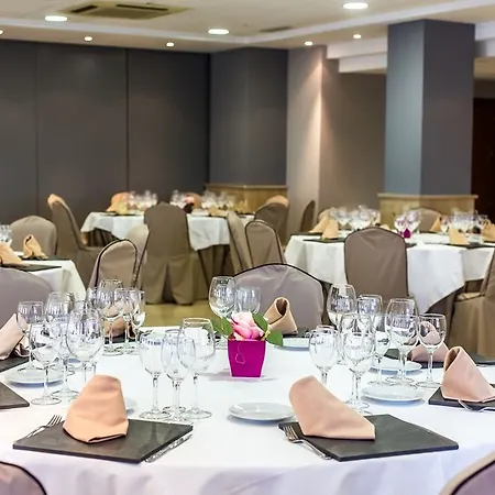 Leonardo Hotel Granada