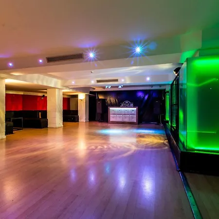 Leonardo Hotel 4*
