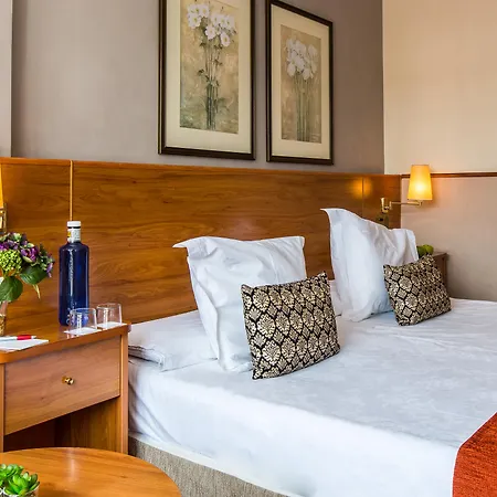 Leonardo Hotel Granada